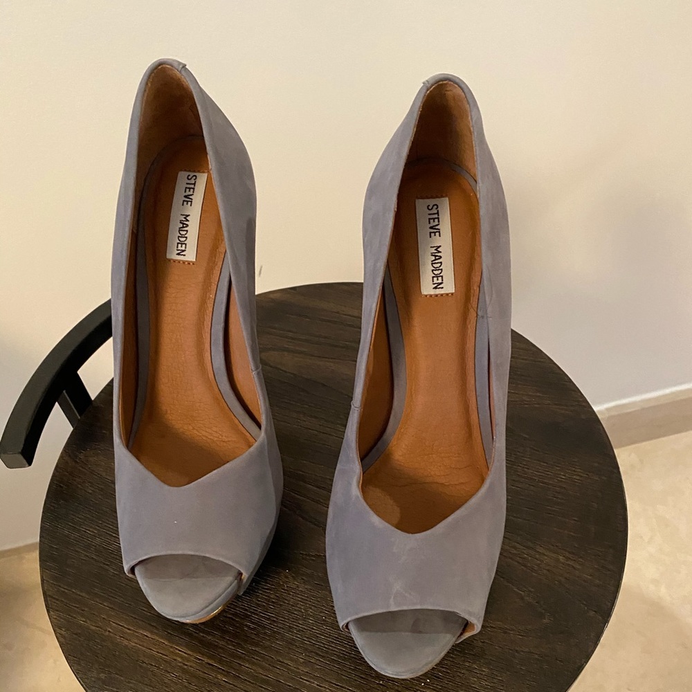 Steve Madden peep toe